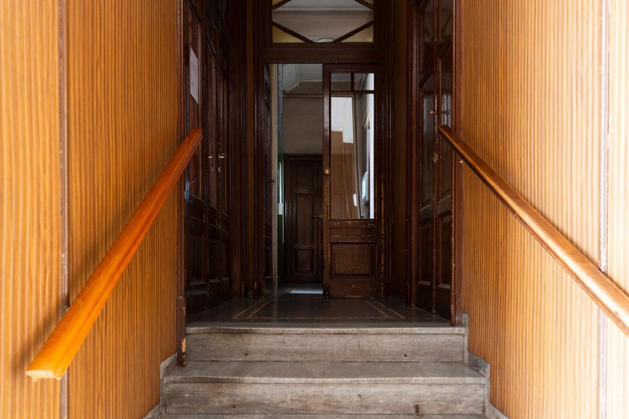 Mezzofanti - Tre Ponti Apartment Милано Екстериор снимка